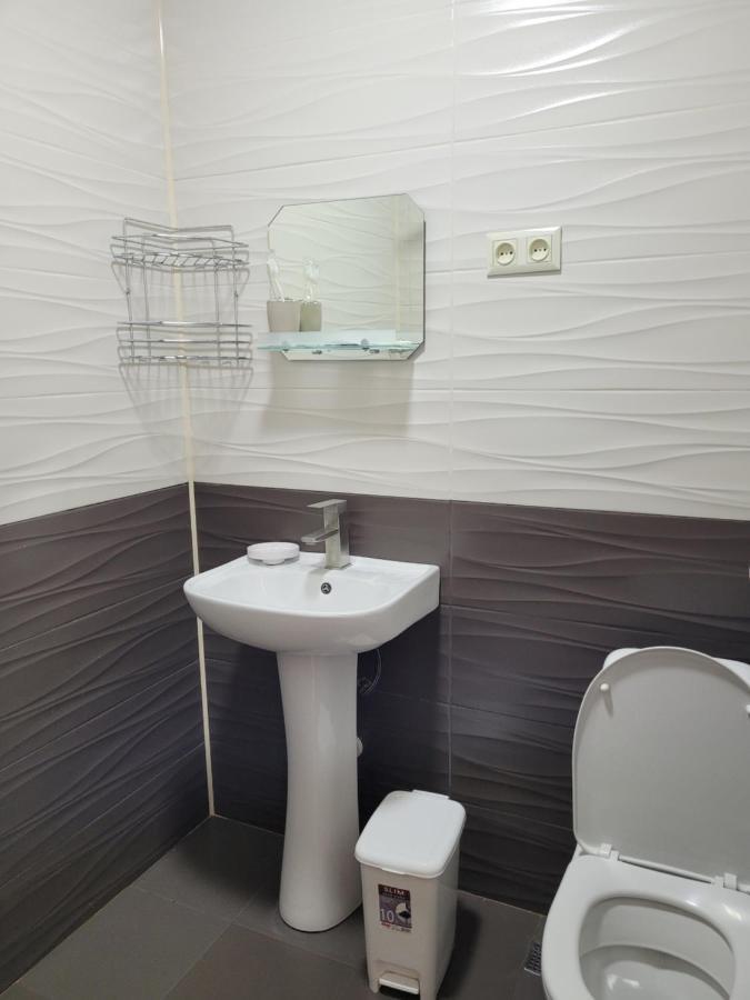 Hotel Dika Kutaiszi Kültér fotó